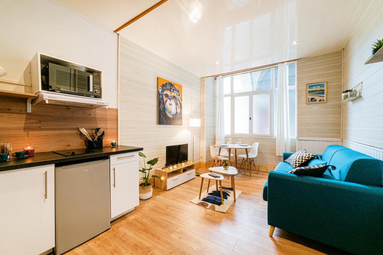 Centre Historique - Cour Privee - Arrivee Autonome Apartment อาฌ็อง ภายนอก รูปภาพ